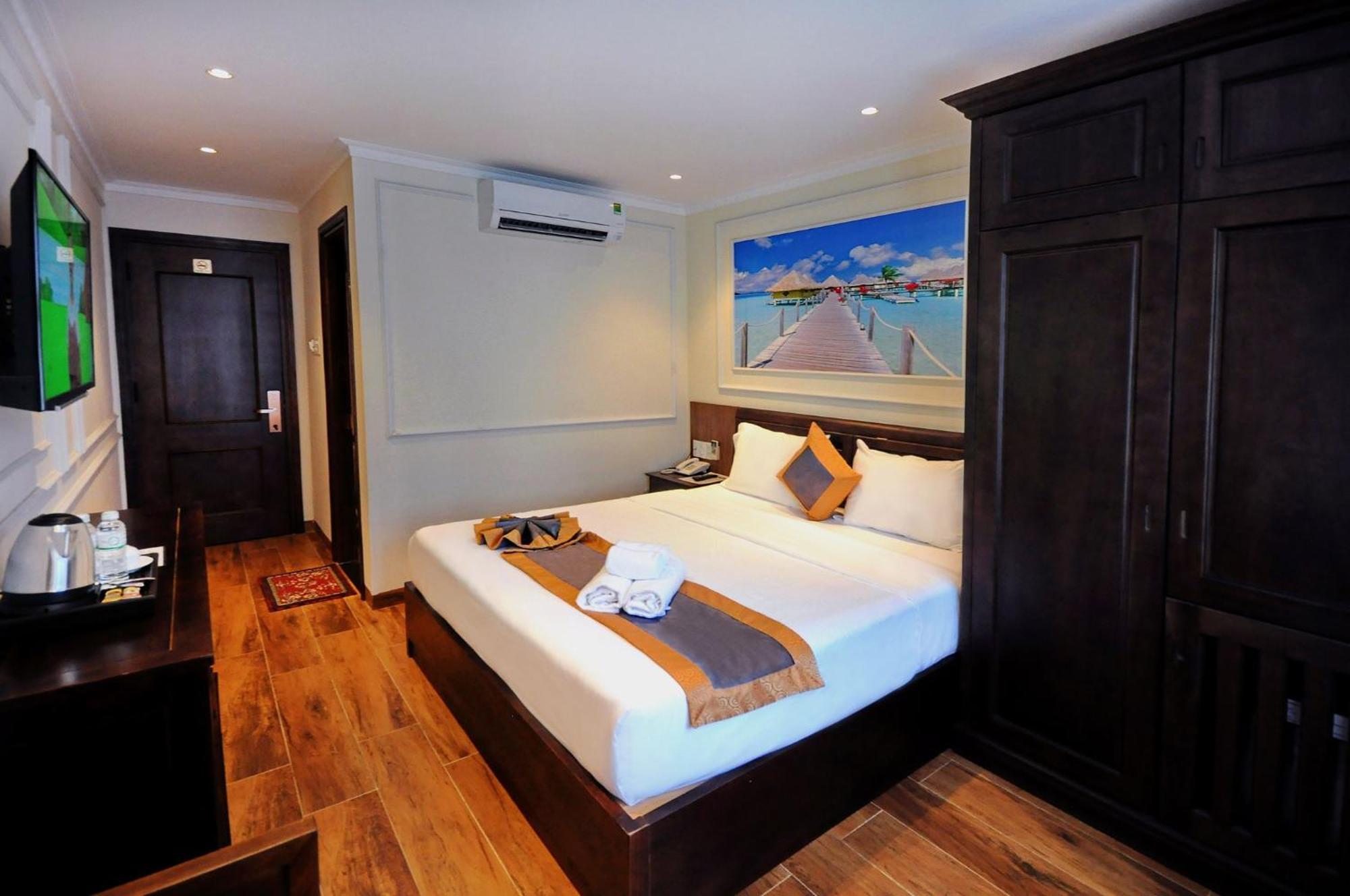 Apollo Hotel Nha Trang Beach Стая снимка